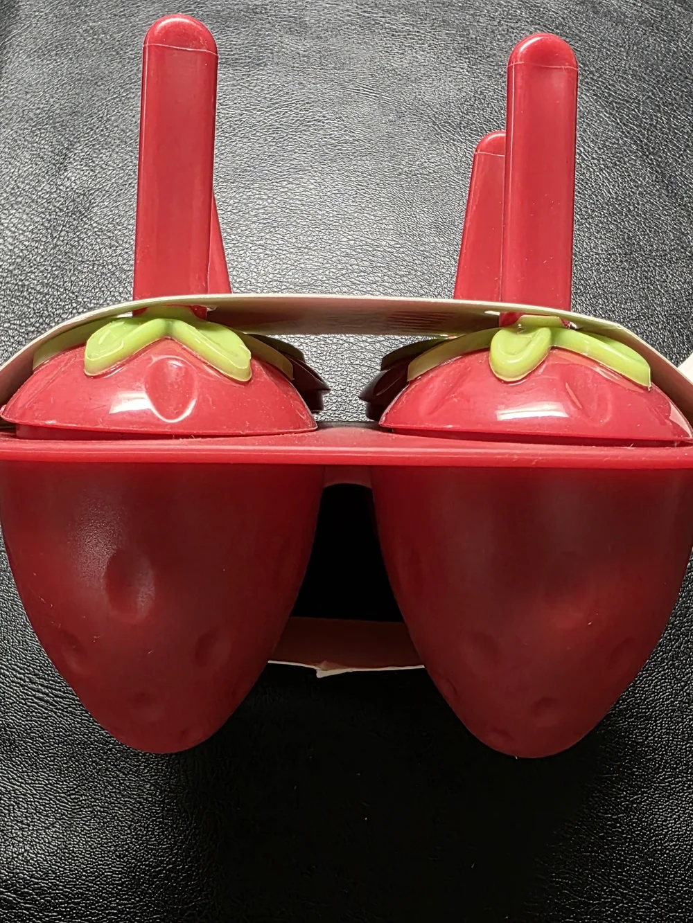 NWT Joie Strawberry Shaped Freeze Pops Molds | Reusable 4-Piece Set BPA-Free